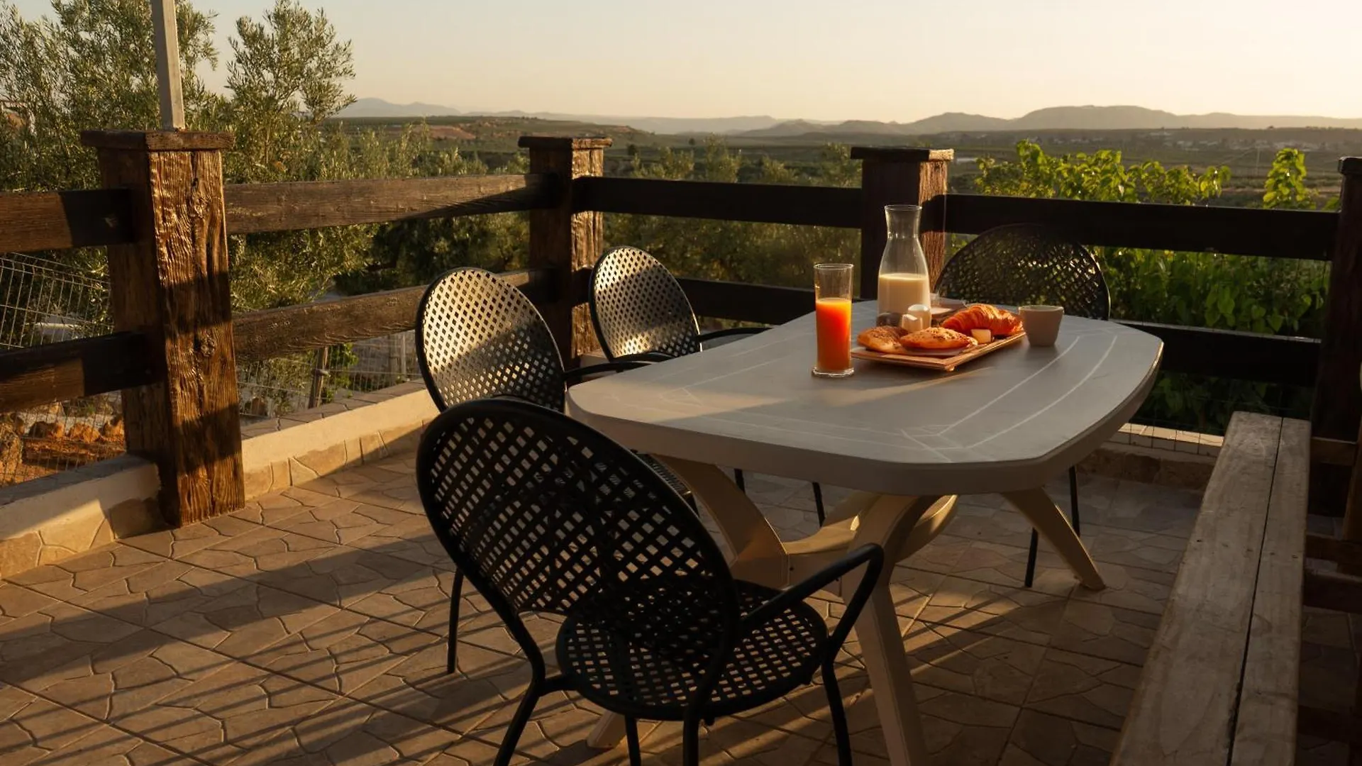 Hermosa Vista Pozo Alcon Chalet
